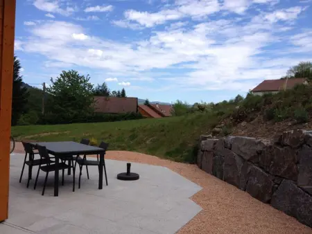 Chalet tout confort avec piscine, terrasse, et sauna privé en montagne - Photo 8