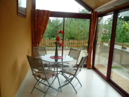 Gîte Tranquille avec Cheminée, Terrasse sur la Saône et Borne EV, Animaux Bienvenus - Photo 2