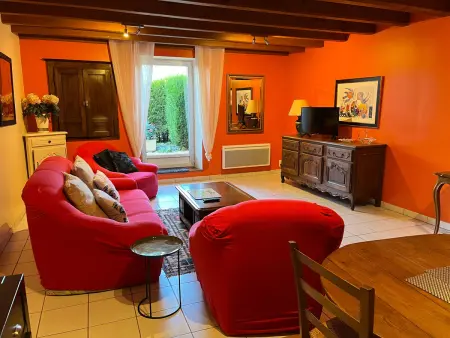 Gîte de Charme avec Terrasse près de Bourbonne-les-Bains, 2 chambres, poêle à bois, Wifi inclus - Photo 1