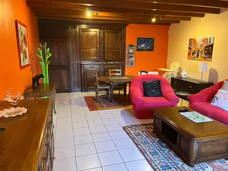 Gîte de Charme avec Terrasse près de Bourbonne-les-Bains, 2 chambres, poêle à bois, Wifi inclus - Photo 12