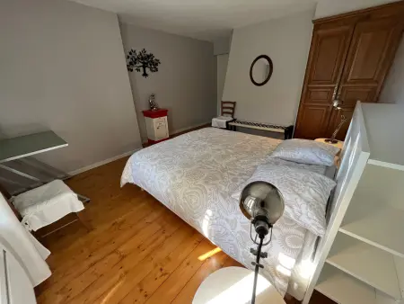 Gîte de Charme avec Terrasse près de Bourbonne-les-Bains, 2 chambres, poêle à bois, Wifi inclus - Photo 13