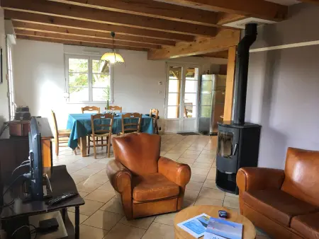 Chalet spacieux avec balcon, WiFi gratuit, proche lac et station de ski - Photo 10