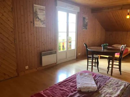 Chalet spacieux avec balcon, WiFi gratuit, proche lac et station de ski - Photo 20