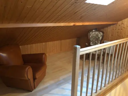 Chalet spacieux avec balcon, WiFi gratuit, proche lac et station de ski - Photo 22
