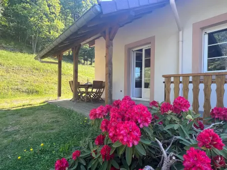 Chalet spacieux avec balcon, WiFi gratuit, proche lac et station de ski - Photo 23