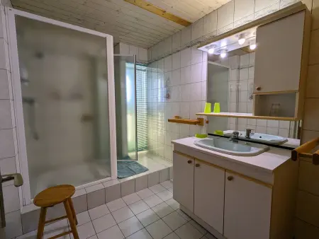 Maison de Montagne à La Bresse, 2 Chambres, Confort et Activités, Garage, Wifi Inclus - Photo 3