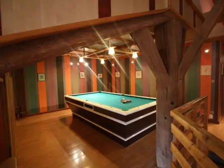 Gîte familial avec salle de jeux, cheminée, terrasse et proche de sites touristiques - Photo 1