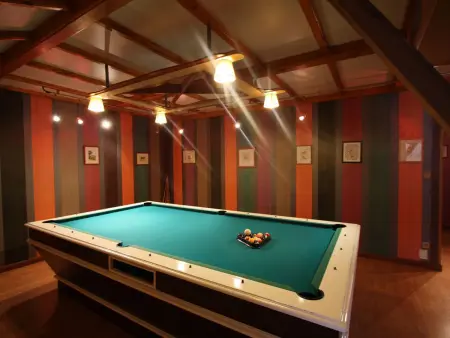 Gîte familial avec salle de jeux, cheminée, terrasse et proche de sites touristiques - Photo 11