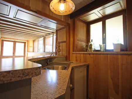 Gîte familial avec salle de jeux, cheminée, terrasse et proche de sites touristiques - Photo 13