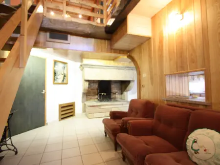 Gîte familial avec salle de jeux, cheminée, terrasse et proche de sites touristiques - Photo 17