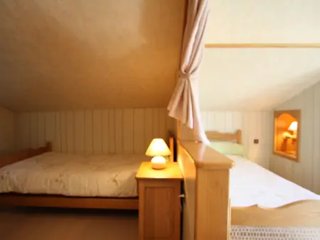 Gîte familial avec salle de jeux, cheminée, terrasse et proche de sites touristiques - Photo 24