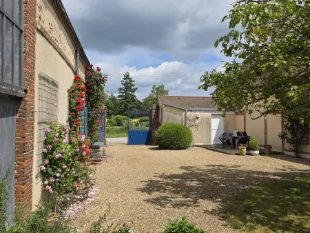 Charmante maison avec piscine chauffée, cour fermée, proche Dreux et Chartres - Photo 20