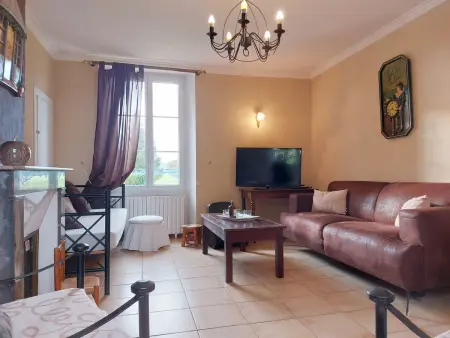 Maison de caractère avec piscine chauffée, étang privé et proche forêt, à 90 min de Paris - Photo 11