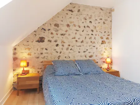 Gîte chaleureux dans un ancien corps de ferme avec wifi, cheminée et grand jardin à Châteaudun - Photo 1