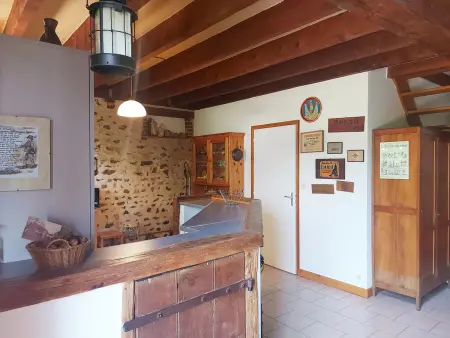 Gîte chaleureux dans un ancien corps de ferme avec wifi, cheminée et grand jardin à Châteaudun - Photo 7