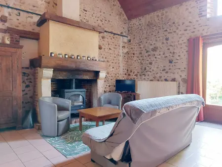 Gîte chaleureux dans un ancien corps de ferme avec wifi, cheminée et grand jardin à Châteaudun - Photo 9
