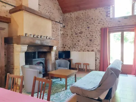 Gîte chaleureux dans un ancien corps de ferme avec wifi, cheminée et grand jardin à Châteaudun - Photo 12