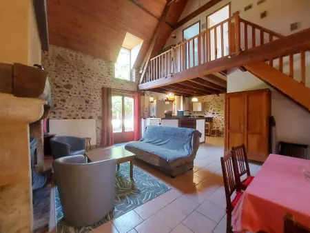 Gîte chaleureux dans un ancien corps de ferme avec wifi, cheminée et grand jardin à Châteaudun - Photo 14