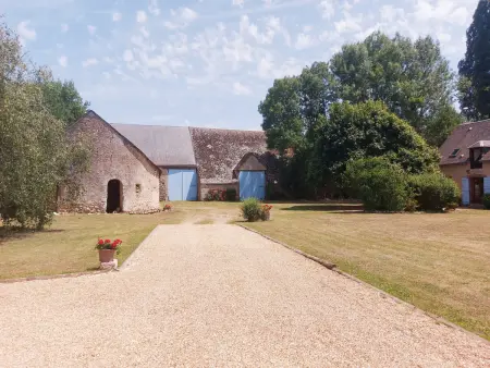Gîte chaleureux dans un ancien corps de ferme avec wifi, cheminée et grand jardin à Châteaudun - Photo 20