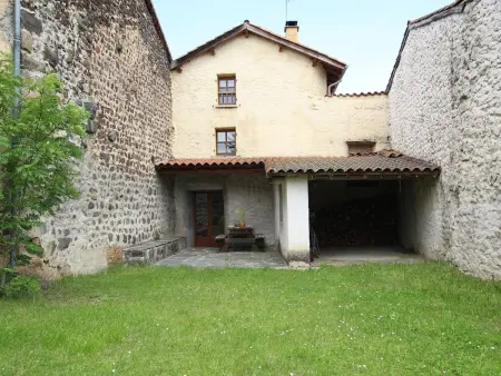 Charmante maison en pierres avec terrasse, proche cité médiévale, nature et lac - Photo 7