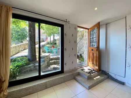 Charmante maisonnette à Blavozy, proche du Puy-en-Velay, avec terrasse privative, WiFi, et parking - Photo 9