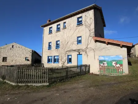 Maison de Village Indépendante avec Cour Fermée et Garage - Proche Sites Médievaux et Nature - Photo 13