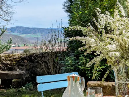 Cabane de Vigne en Auvergne pour Escapade Romantique - Photo 1