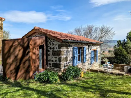 Cabane de Vigne en Auvergne pour Escapade Romantique - Photo 4