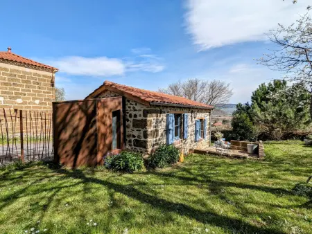 Cabane de Vigne en Auvergne pour Escapade Romantique - Photo 20