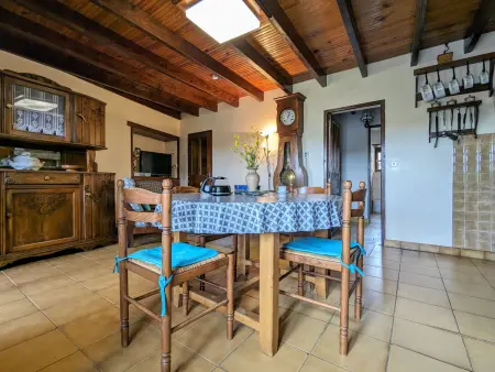 Gîte au cœur du village médiéval de Saint-Ilpize - Photo 1