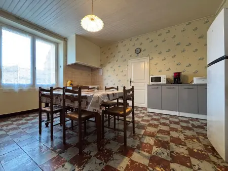 Gîte familial paisible, proche Gorges de la Loire, avec cour fermée, 3 chambres, équipements bébé - Photo 2