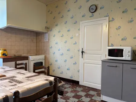 Gîte familial paisible, proche Gorges de la Loire, avec cour fermée, 3 chambres, équipements bébé - Photo 3