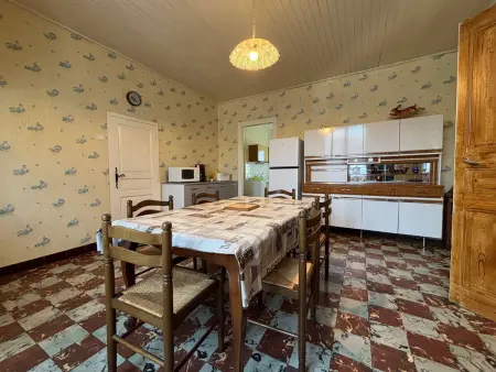 Gîte familial paisible, proche Gorges de la Loire, avec cour fermée, 3 chambres, équipements bébé - Photo 4