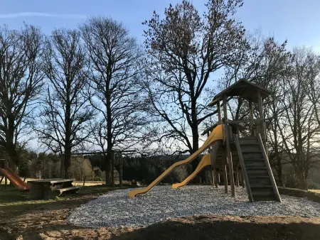 Gîte familial en pleine nature avec cour privée, Wi-Fi et proche randonnées à Le Mas-de-Tence - Photo 7
