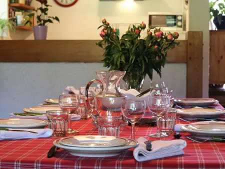 Gîte Nature au Chambon-sur-Lignon: Terrasse, Wifi, Proche Activités et Commerces - Photo 1