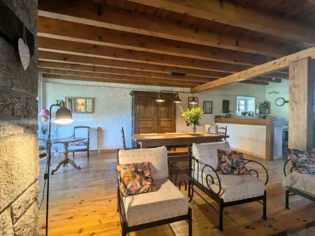 Gîte Nature au Chambon-sur-Lignon: Terrasse, Wifi, Proche Activités et Commerces - Photo 5