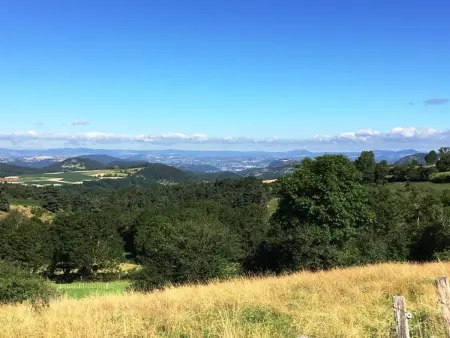 Gîte confortable en hameau calme près du Puy en Velay – 2 chambres, équipement bébé, terrain fermé - Photo 12