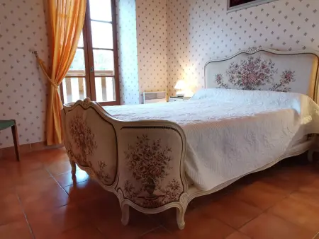 Grande maison en pierres avec jardin, proche d'un bourg médiéval, animaux acceptés - Photo 7