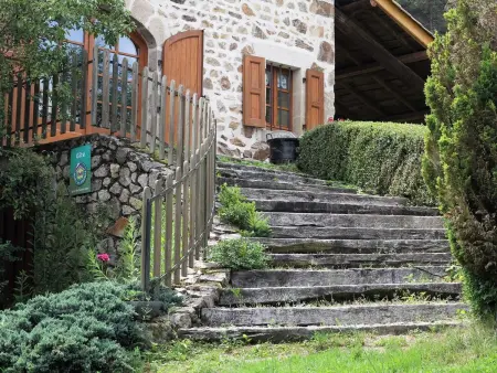 Grande maison en pierres avec jardin, proche d'un bourg médiéval, animaux acceptés - Photo 21