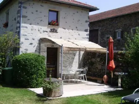 Ancien pigeonnier restauré avec terrasse, terrain clos et équipements bébé à Sarlanges, Retournac - Photo 6