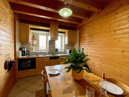 Gîte familial avec terrasse proche châteaux, lac, et parcours aventure - Photo 1