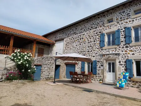 Ferme du XIXe siècle avec cour fermée et terrasse, proche des gorges de la Loire et du Puy-en-Velay - Photo 15