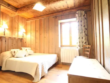 Charmante Maison de Ferme avec Cour Fermée, Proche Loisirs et Nature - Photo 3
