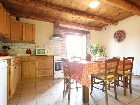 Charmante Maison de Ferme avec Cour Fermée, Proche Loisirs et Nature - Photo 10