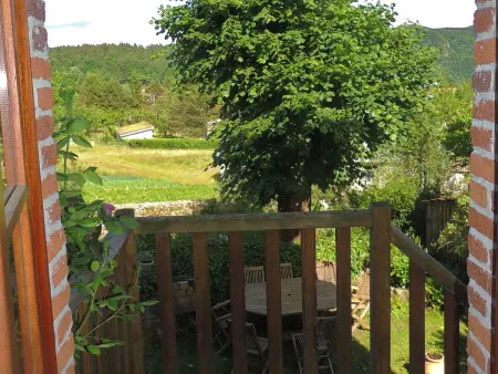 Charmante Maison de Ferme avec Cour Fermée, Proche Loisirs et Nature - Photo 12
