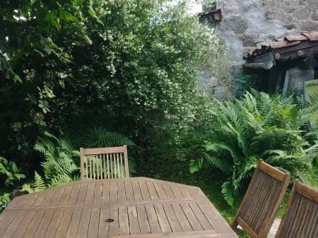 Charmante Maison de Ferme avec Cour Fermée, Proche Loisirs et Nature - Photo 18