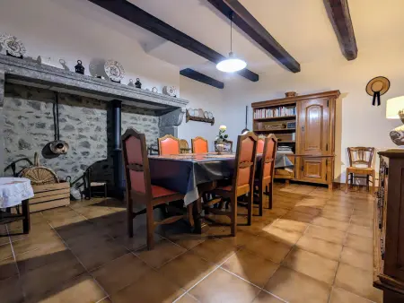 Maison familiale calme avec terrasse et circuits de randonnée - Photo 3