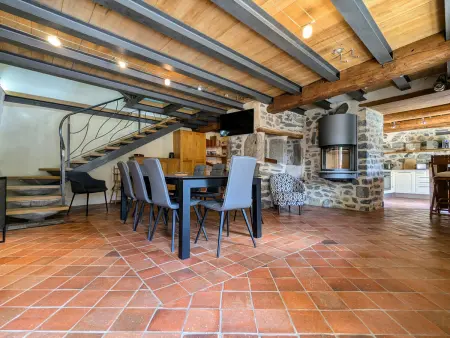 Gîte d'exception avec spa, jardin paysagé et équipements haut de gamme à Blanlhac - Photo 7
