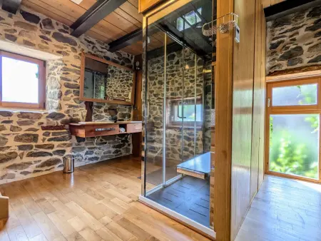 Gîte d'exception avec spa, jardin paysagé et équipements haut de gamme à Blanlhac - Photo 10
