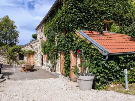 Gîte d'exception avec spa, jardin paysagé et équipements haut de gamme à Blanlhac - Photo 28